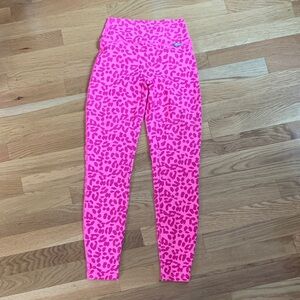 Bombshell Sportswear Pink Cheetah Leggings!